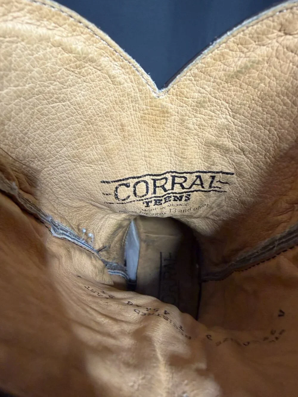 Corral Boots genuine corral